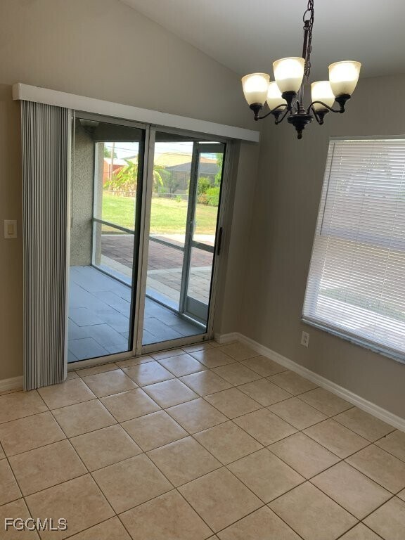 Building Photo - 703 SW 22nd St