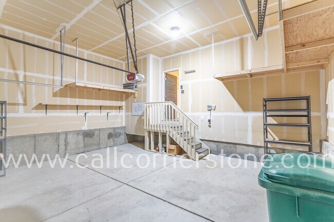 Building Photo - 1322 Antrim Loop