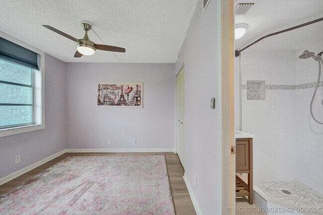 Building Photo - 9470 Poinciana Pl