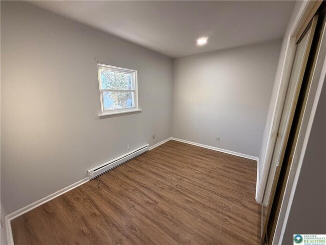 Building Photo - 320 Lockridge Ln