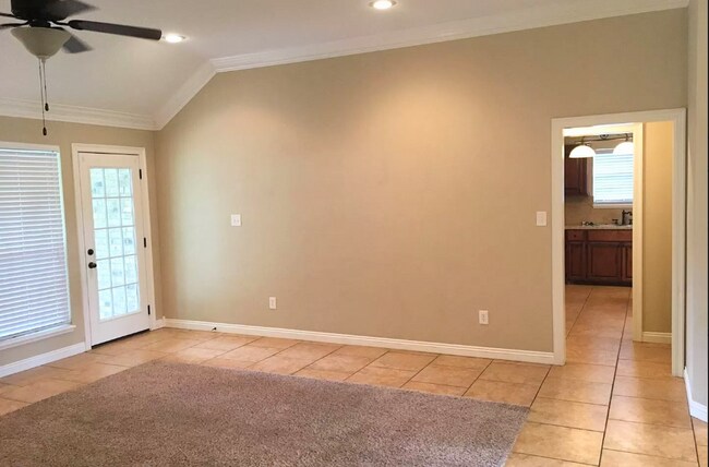 Building Photo - Available in August - 3 Bedroom in Wake Vi...