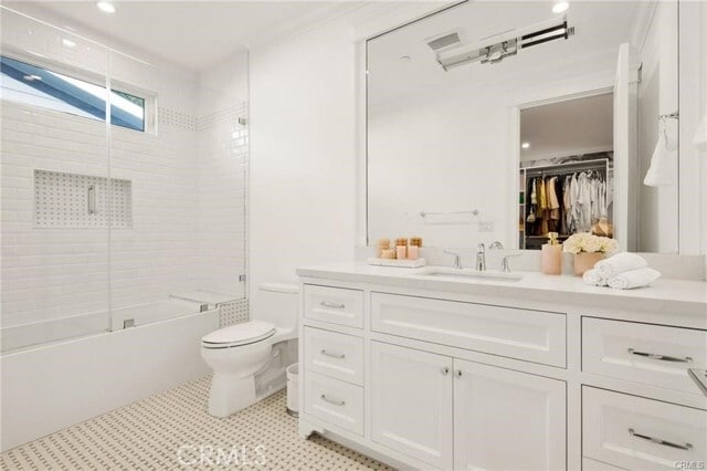 Building Photo - 12439 Kling St