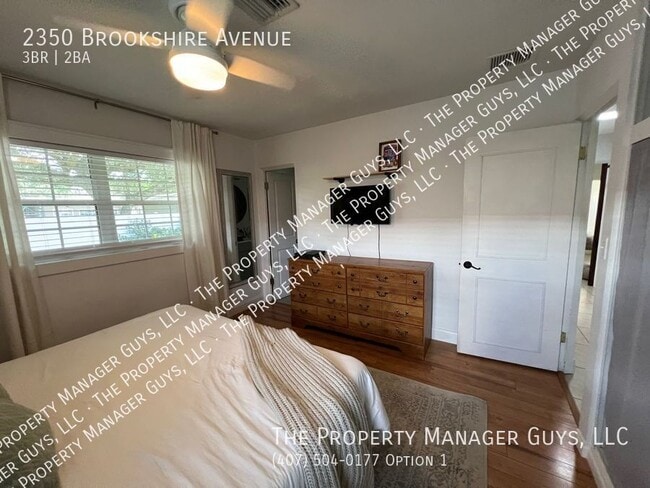 Building Photo - 2350 Brookshire Ave