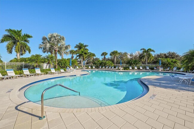 Building Photo - 10733 SW Elsinore Dr