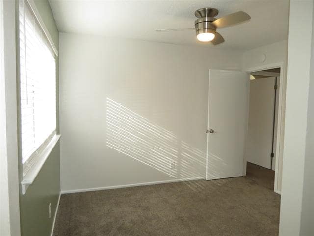 Building Photo - 1234 Briarcove Dr