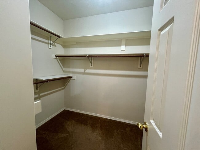 Building Photo - 14 N Winterport Cir