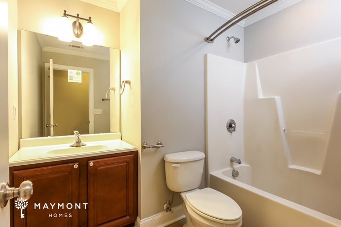 Building Photo - 116 Commons Dr