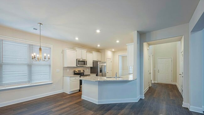 Building Photo - Beautiful Home Ready Now In Margrave Dr