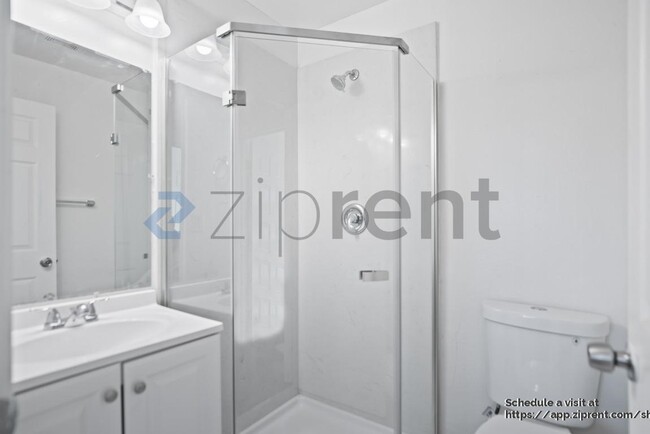 Building Photo - 29213 Dixon St