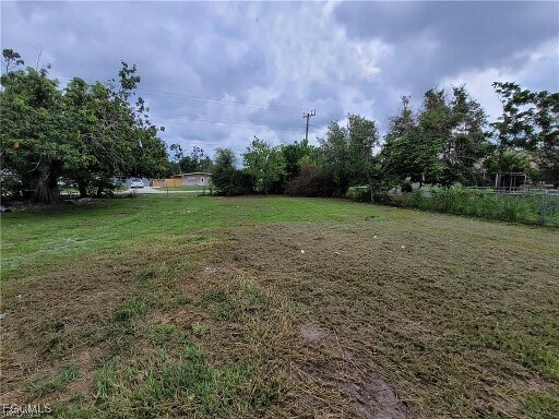 Building Photo - 2027 Maravilla Cir