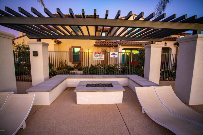 Building Photo - 3855 S McQueen Rd