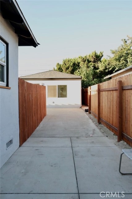 Building Photo - 728 W E St