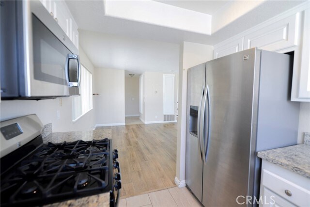 Building Photo - 505 Avenida Victoria