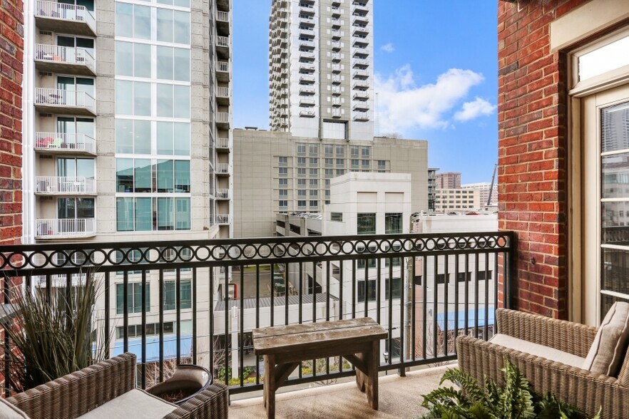 Building Photo - 850 Piedmont Ave NE