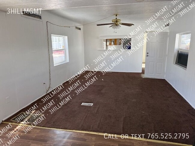 Building Photo - 12 Willis Ln