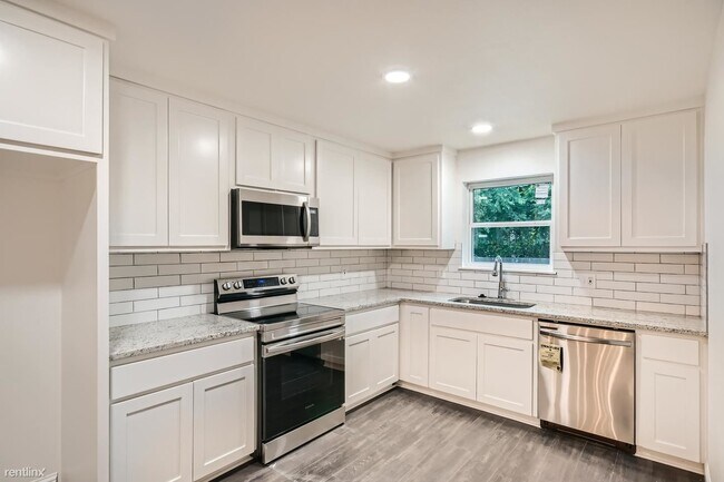 Building Photo - 4 br, 2 bath House - 11251 Mccree Road Sty...