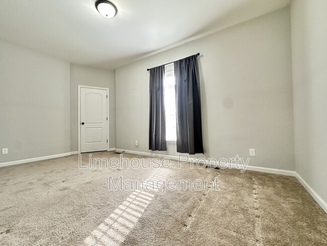 Building Photo - 3121 Deans Ct