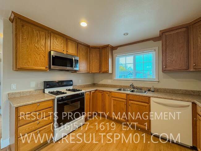 Building Photo - 5636 Butano Way
