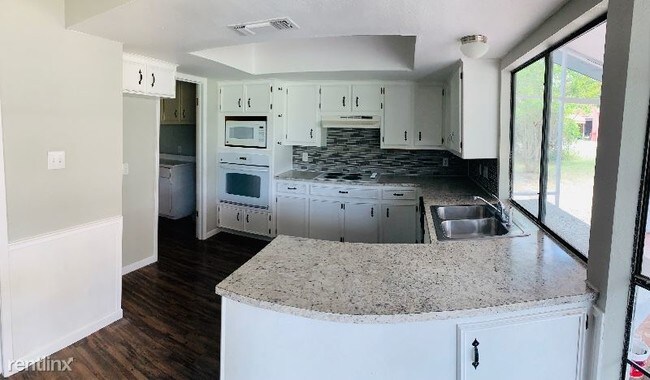 Primary Photo - 3 br, 2 bath House - 204 Blessing Ranch Rd