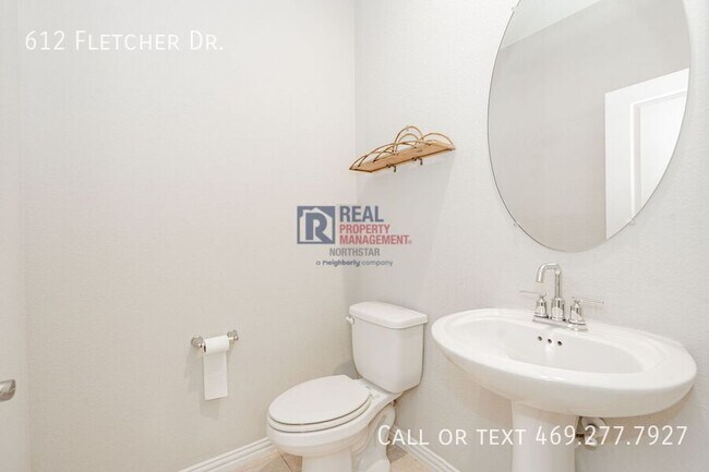 Building Photo - 612 Fletcher Dr