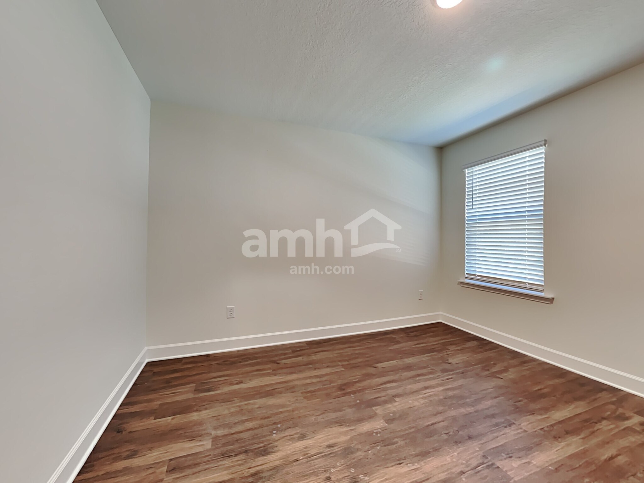 Building Photo - 12325 Paperbark Pl