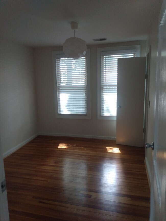 Building Photo - 2300 Mount Pleasant St