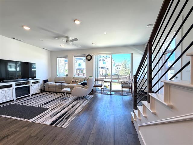 Building Photo - 760 Cavitt Ct