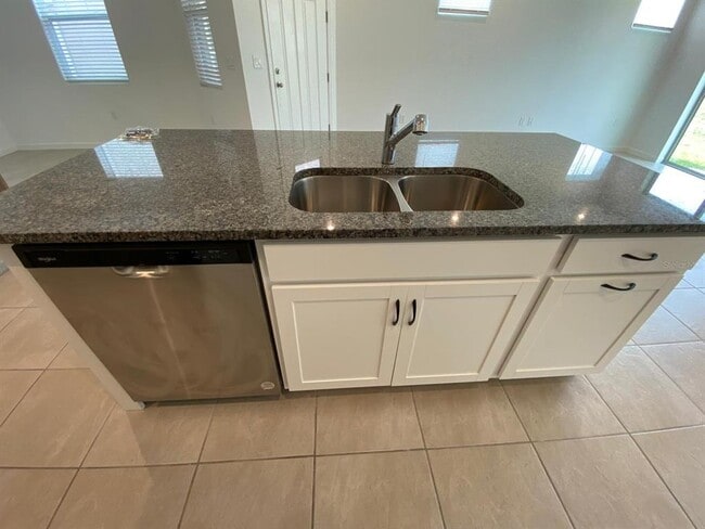 Building Photo - 9076 Ocean Tide Wy