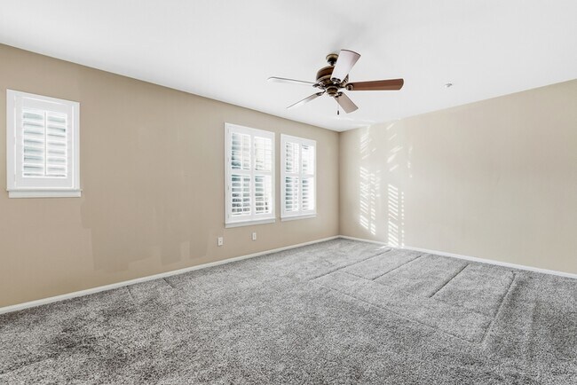 Building Photo - 2174 Desert Hare Ct