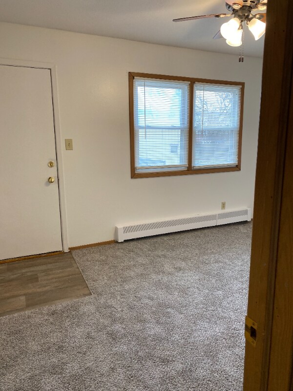 Building Photo - 401 SW Elm St