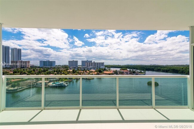 Primary Photo - 400 Sunny Isles Blvd