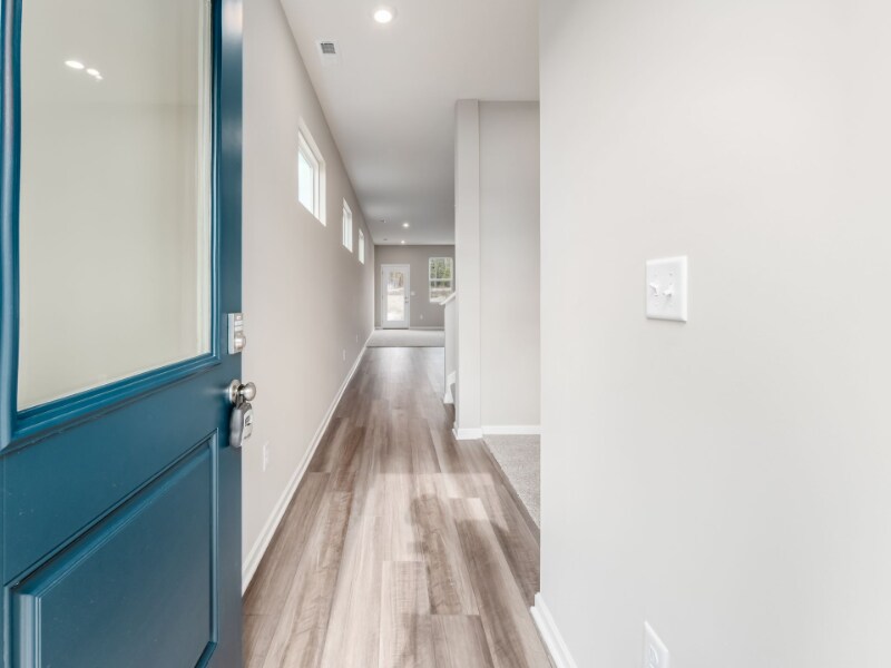 Building Photo - 1550 Day Break Lp