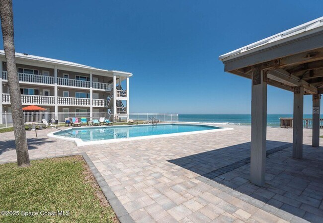 Building Photo - Furnished and Available  Oct 15-Dec 15 2026.  Then for next year May 1 - September 30th, 2027
