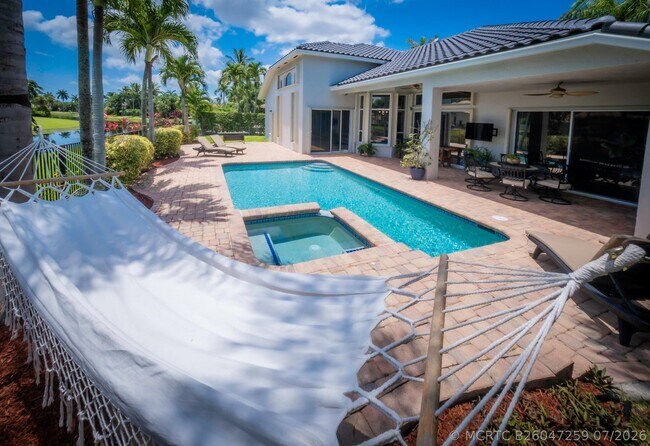 Building Photo - 10849 Bal Harbor Dr
