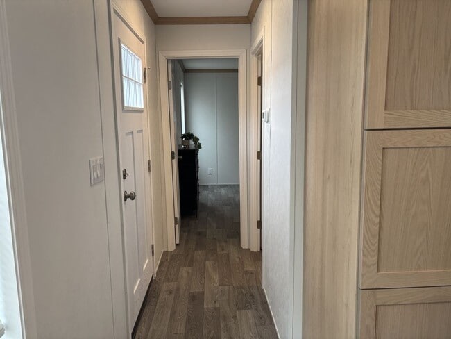 Building Photo - 530 Cimarron