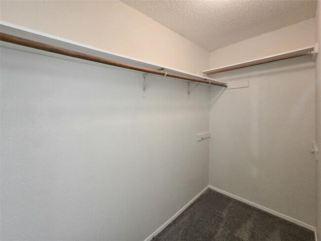 Building Photo - 8418 Fathom Cir