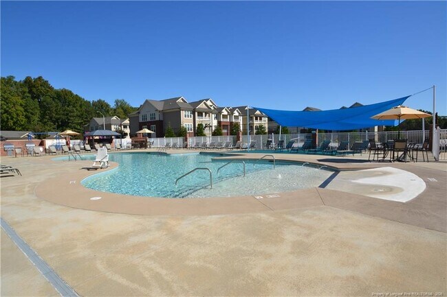 Building Photo - 244 Amber Acorn Ave