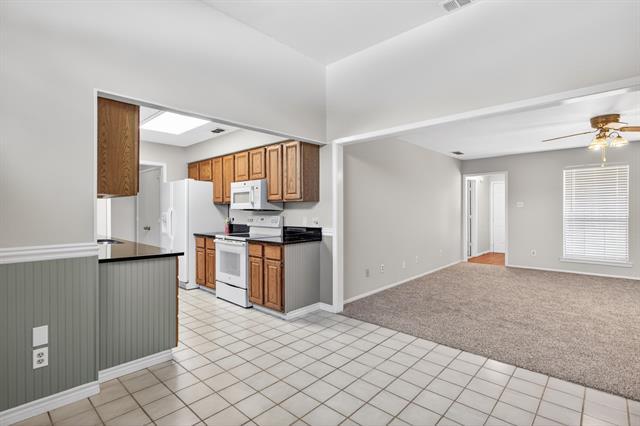 Building Photo - 5301 Tartan Cir