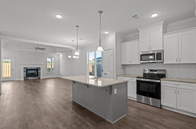 Building Photo - 8163 Snelling Dr