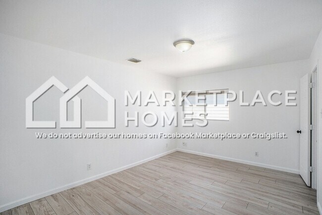 Building Photo - 9734 Ceremony Cove