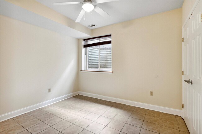 Building Photo - 1935 N 18th St