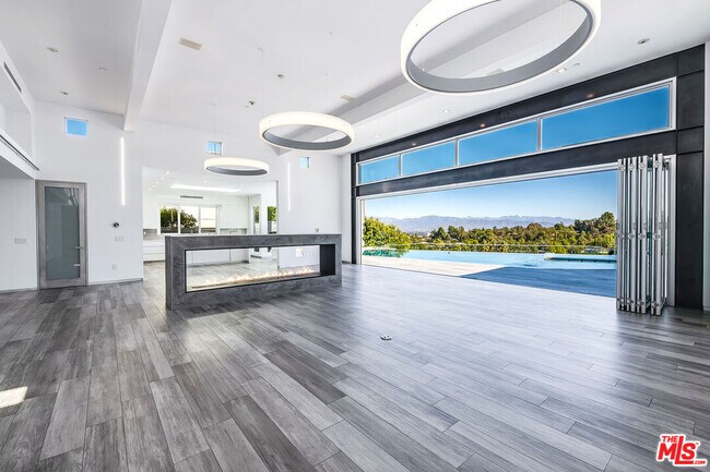 Building Photo - 16457 Westfall Pl