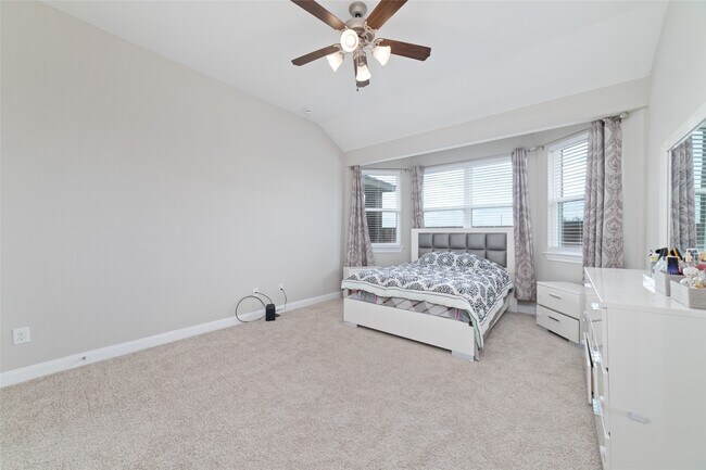 Building Photo - 24707 Harbor Terrace Ln