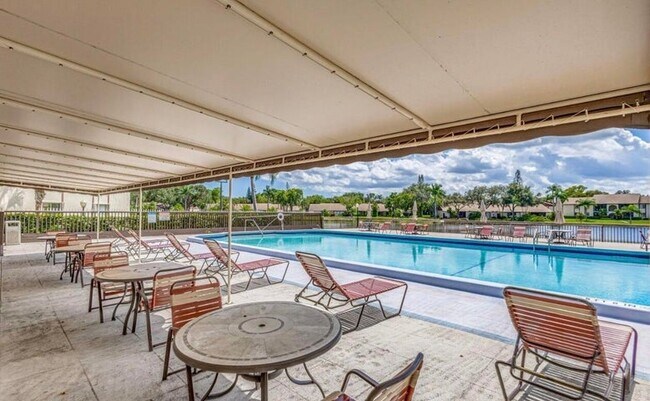 Building Photo - 4995 Sable Pine Cir