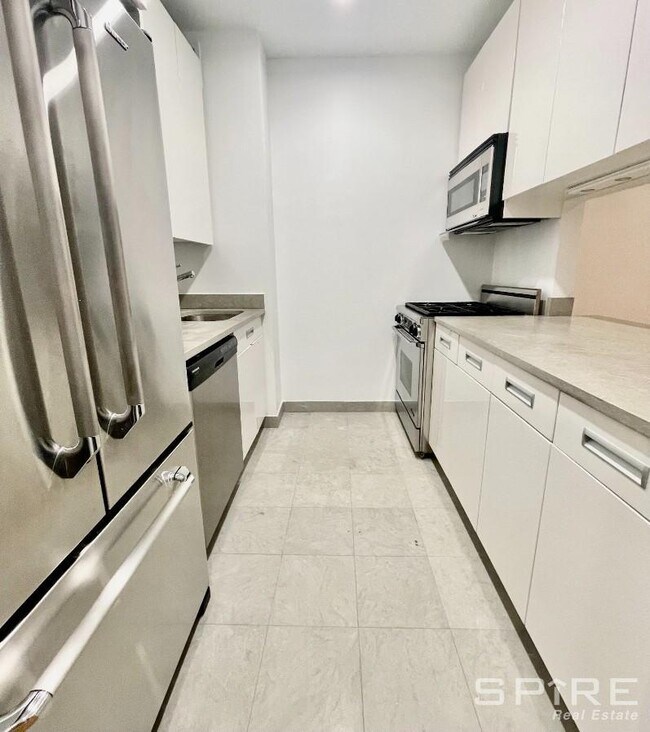 Building Photo - 0 bedroom in New York NY 10038