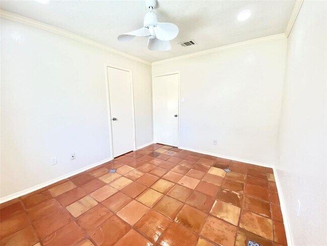 Building Photo - 22538 Market Square Ln