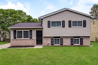 Building Photo - 1719 Ringfield Dr