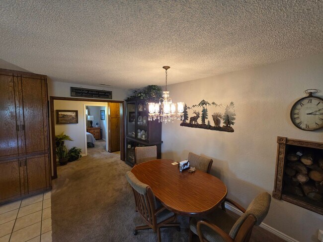 Building Photo - 5675 E Burris Ln