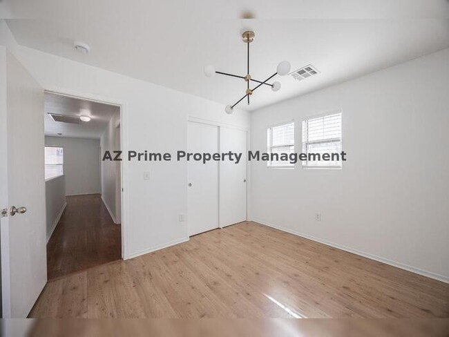 Building Photo - 4018 W Fremont Rd.