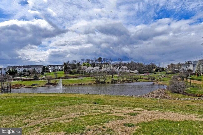 Building Photo - 5708 Governors Pond Cir